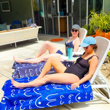 Load image into Gallery viewer, Beach Blanket Towel Blue