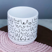 Load image into Gallery viewer, Planter with Saucer