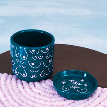 Load image into Gallery viewer, Emerald Tits Up Planter