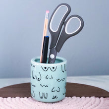 Load image into Gallery viewer, Ice Blue Titty Cup